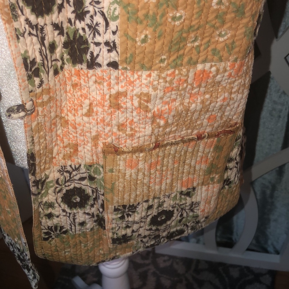 Reversible Cottagecore Quilted Lightweight Jacket - image 4